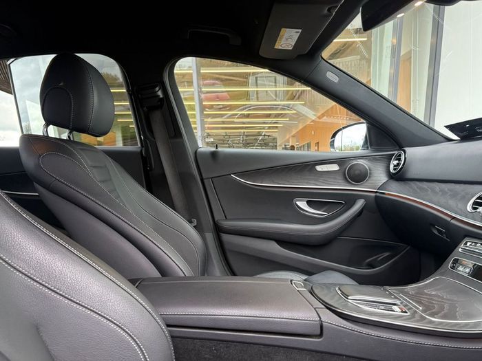 Mercedes-Benz E-Class 2023