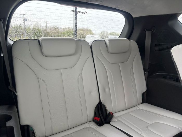 Hyundai Santa Fe 2023