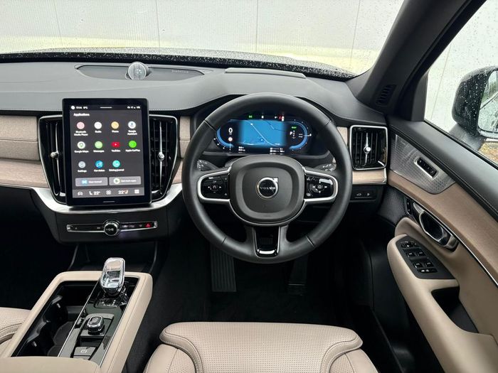 Volvo XC90 2026