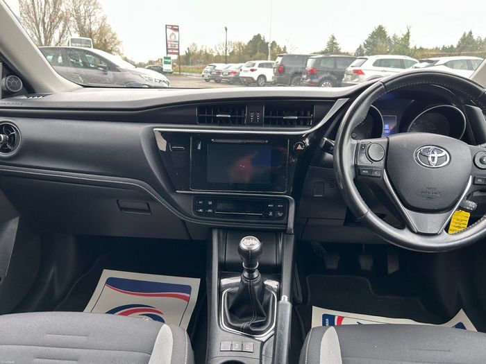 Toyota Auris 2017