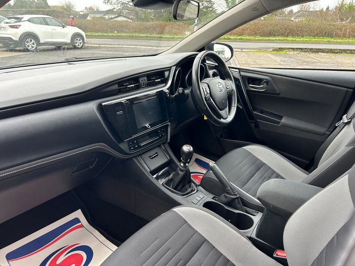 Toyota Auris 2017