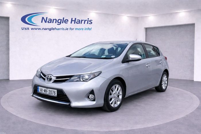 Toyota Auris 2014