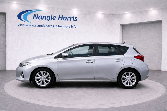 Toyota Auris 2014