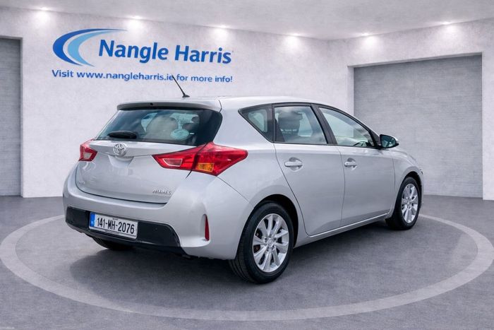 Toyota Auris 2014