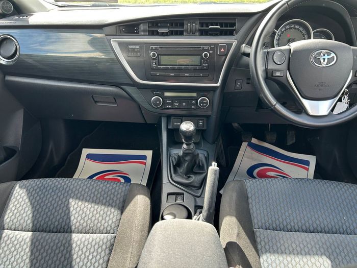 Toyota Auris 2014
