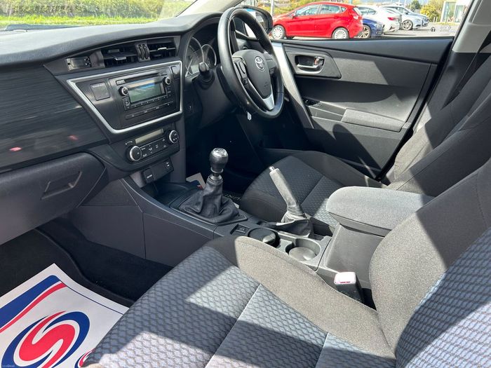 Toyota Auris 2014