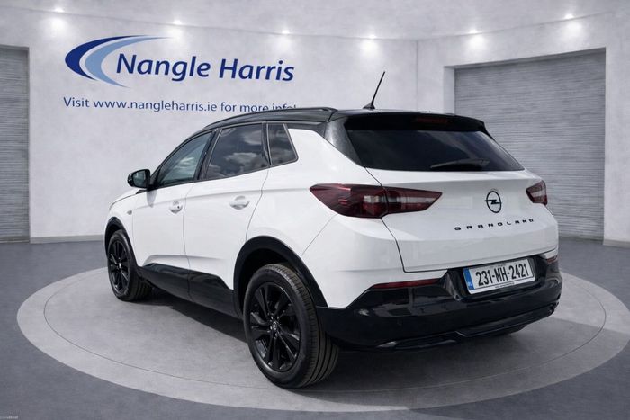 Opel GRANDLAND X 2023