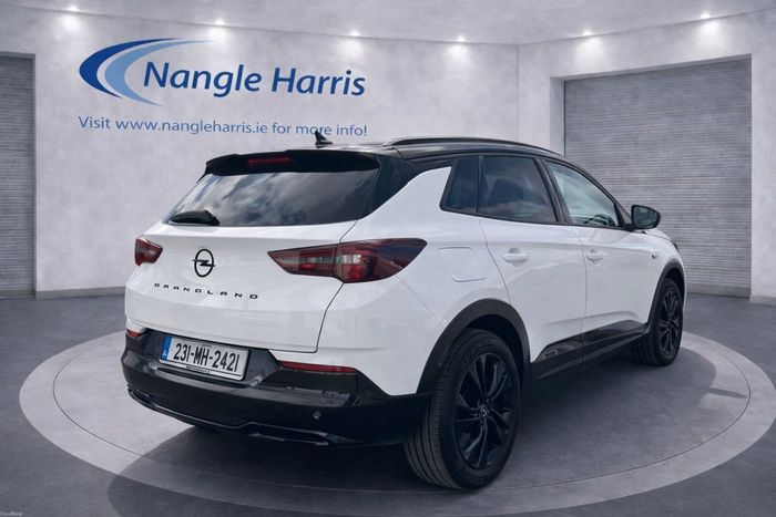 Opel GRANDLAND X 2023