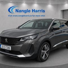 Peugeot 5008 2021