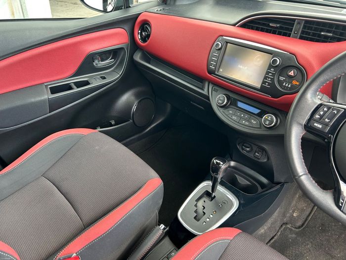 Toyota Yaris 2017