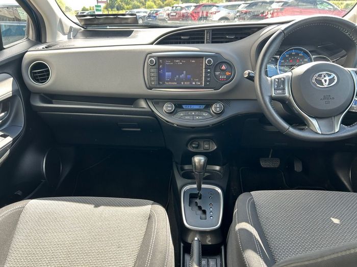 Toyota Yaris 2016