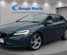 Volvo V40 2018
