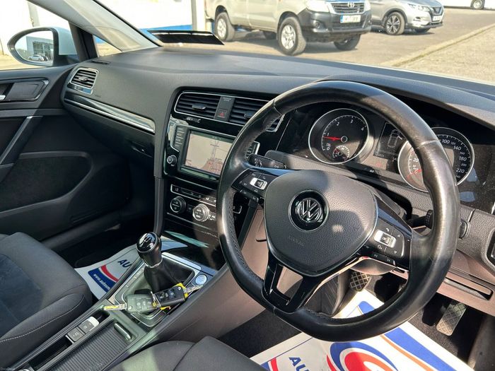 Volkswagen Golf 2016