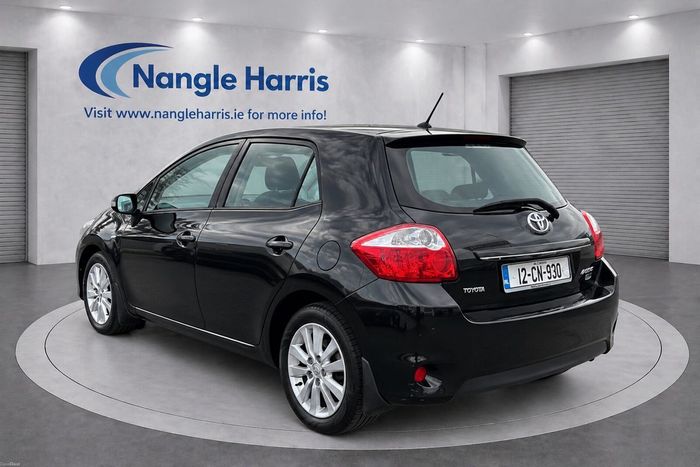 Toyota Auris 2012