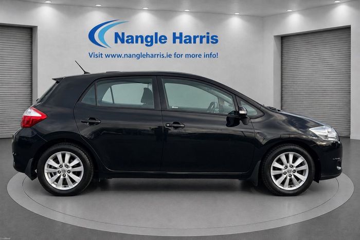 Toyota Auris 2012