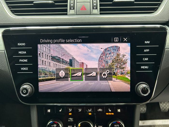 Skoda Superb 2022