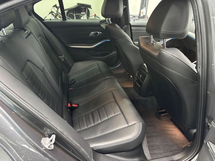 BMW 3 Series 2021