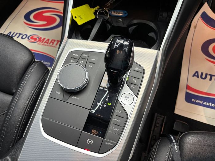 BMW 3 Series 2021
