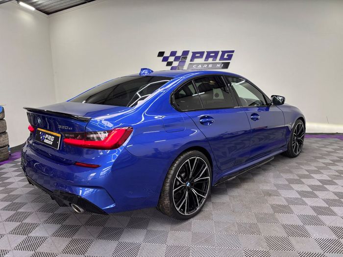 BMW 3 Series 2021