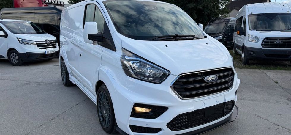 Ford Transit Custom 2023