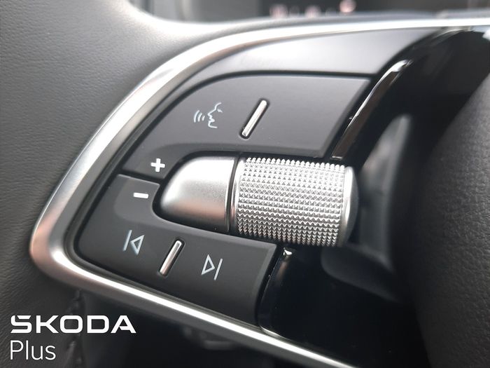 Skoda Karoq 2025