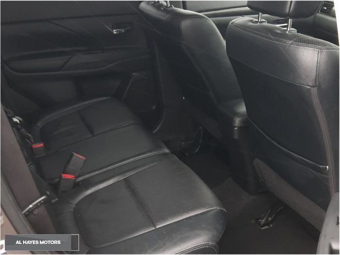 Mitsubishi Outlander 2016