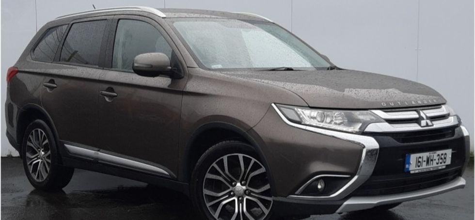 Mitsubishi Outlander 2016
