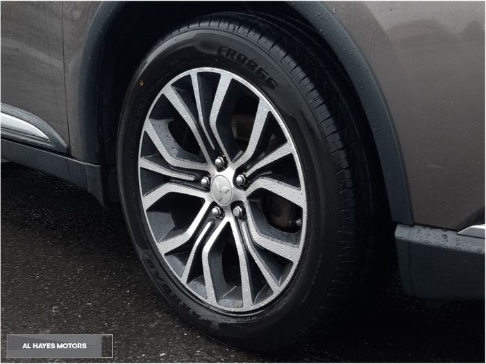Mitsubishi Outlander 2016