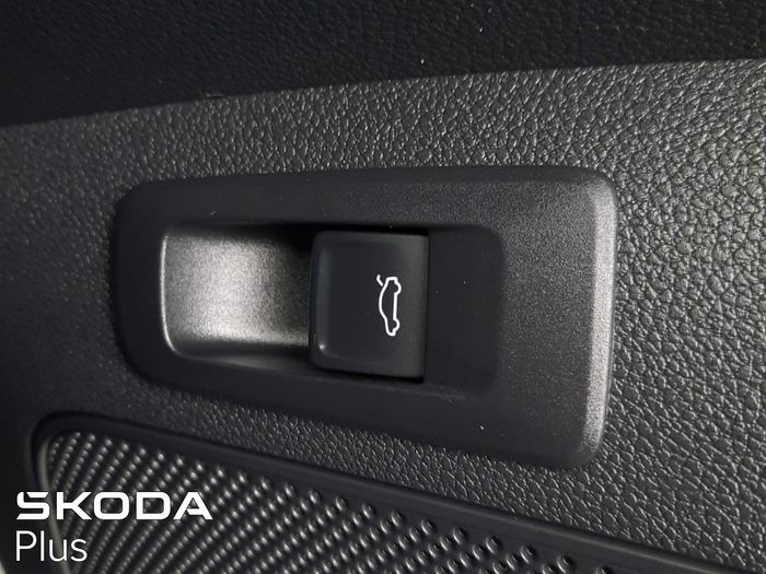 Skoda Karoq 2025