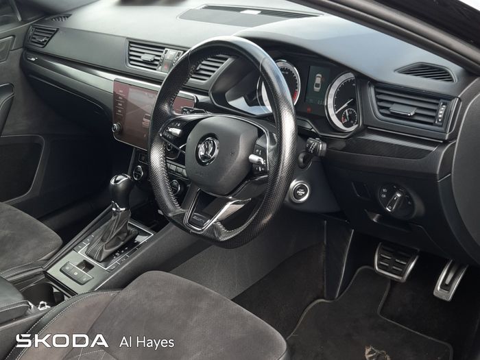 Skoda Superb 2021