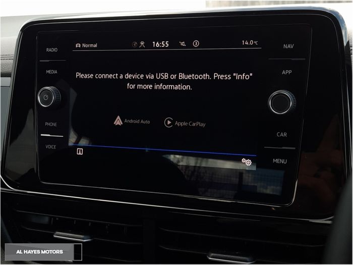 Volkswagen T-Roc 2024