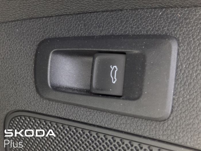 Skoda Karoq 2025