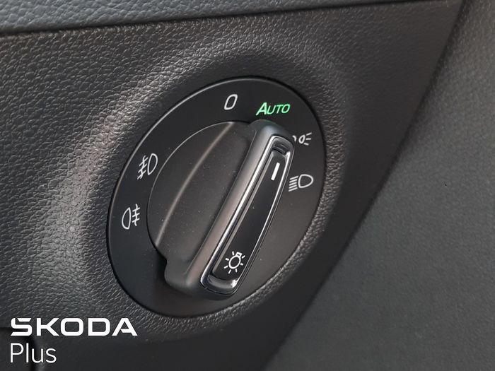 Skoda Karoq 2025