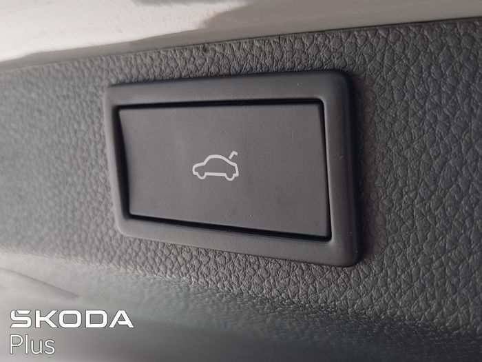 Skoda Karoq 2025