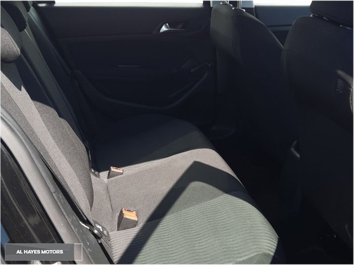 Peugeot 308 2015