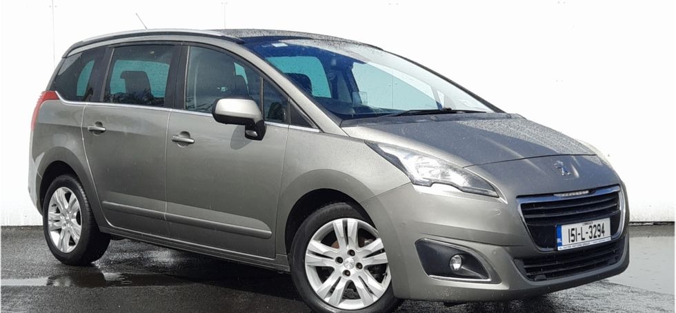 Peugeot 5008 2015