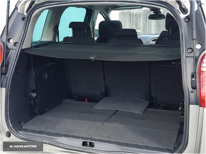 Peugeot 5008 2015