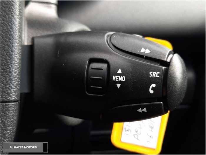 Peugeot 5008 2015