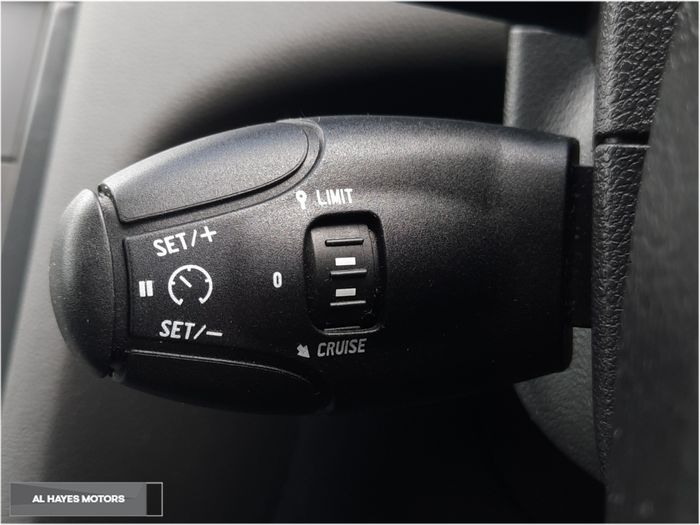Peugeot 5008 2015