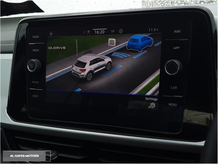 Volkswagen T-Roc 2023