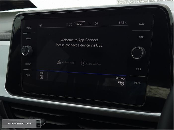 Volkswagen T-Roc 2023