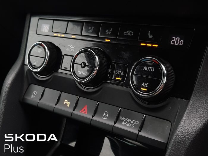Skoda Karoq 2025
