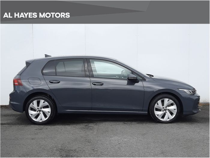 Volkswagen Golf 2025