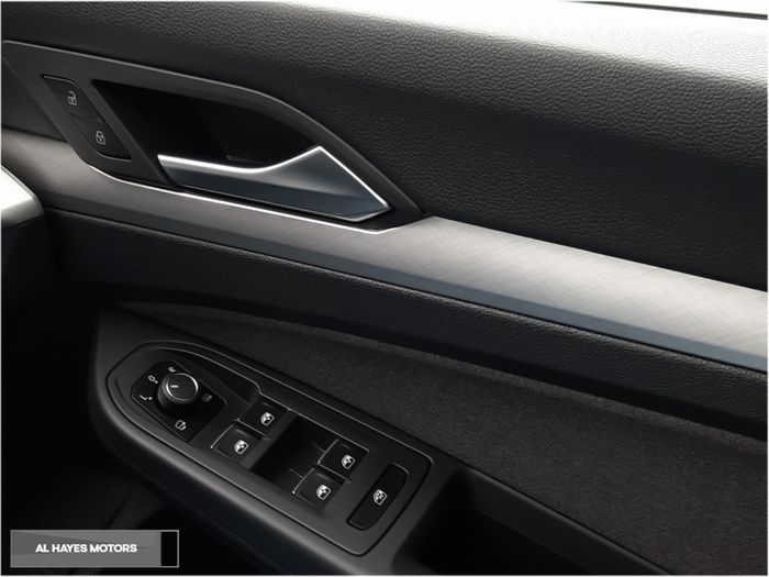 Volkswagen Golf 2025