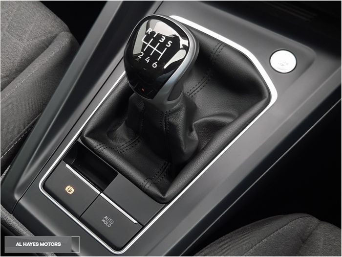 Volkswagen Golf 2025