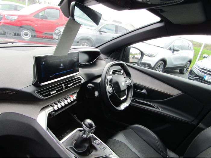 Peugeot 3008 2022