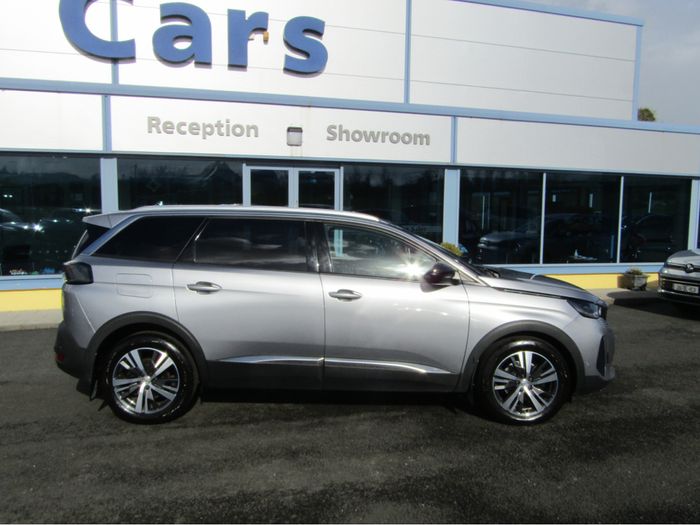 Peugeot 5008 2022