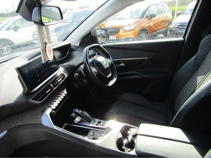 Peugeot 5008 2022