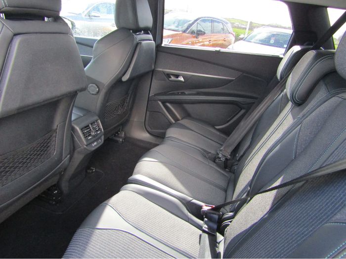 Peugeot 5008 2022