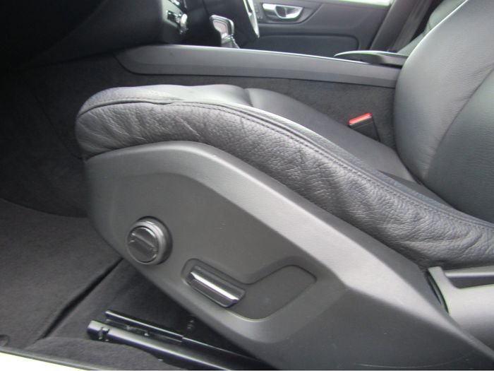 Volvo V60 2020